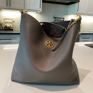 Tory Burch CARSON Top Handle Chain Hobo